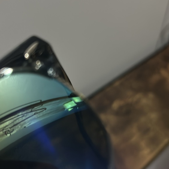 Like new Ray Ban Aviator double bridge sunglasses - Picture 10 of 14